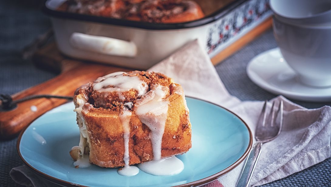 Το cinnamon roll έγινε κέικ- Θα θέλεις να το φτιάξεις σήμερα κιόλας!