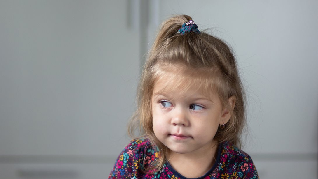 "Η κόρη μου με δάγκωσε": Μια μαμά και ψυχολόγος που ζει στη Φινλανδία εξηγεί το λάθος που έκανε και πώς το διόρθωσε