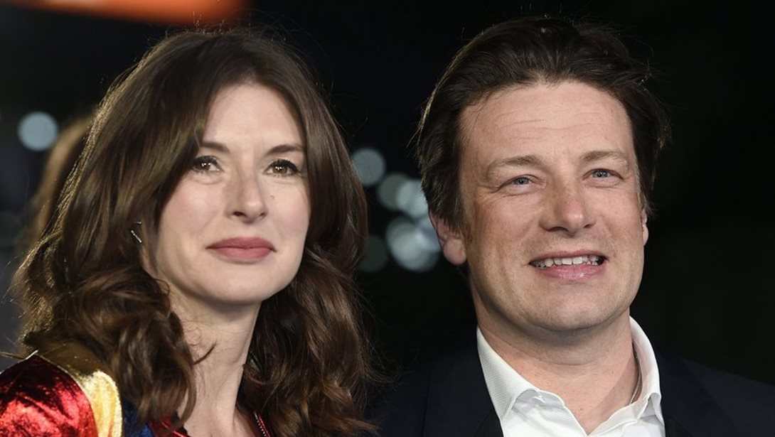"Απλά ξεπεράστε το": Η συμβουλή του Jamie Oliver στους γονείς εφήβων
