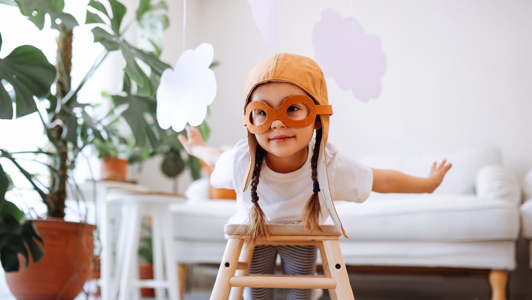 Πώς μια μπέρτα ή ένα στηθοσκόπιο βοηθούν το παιδί σου να αναπτύξει δεξιότητες ζωής;