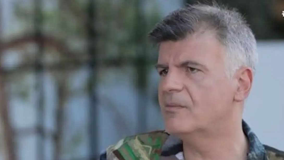 Οι καλοκαιρινές διακοπές του Φοίβου Δεληβοριά με την οικογένεια του