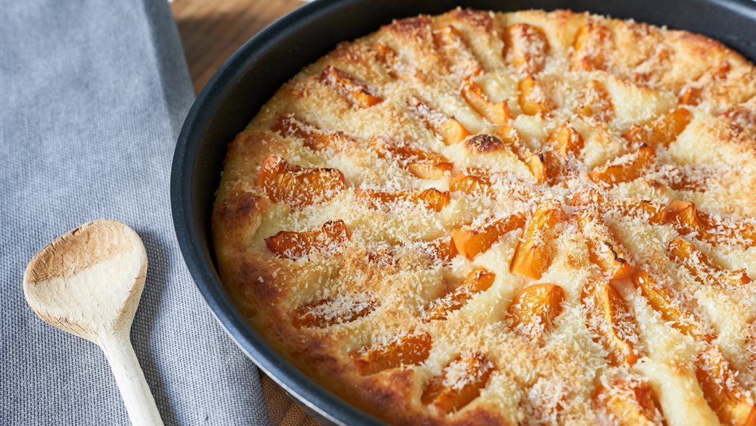 Καλοκαιρινό κέικ στο τηγάνι με ροδάκινο!