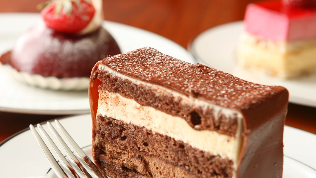 H πιο εύκολη τούρτα - Με βάση μπισκότου και παντεσπάνι