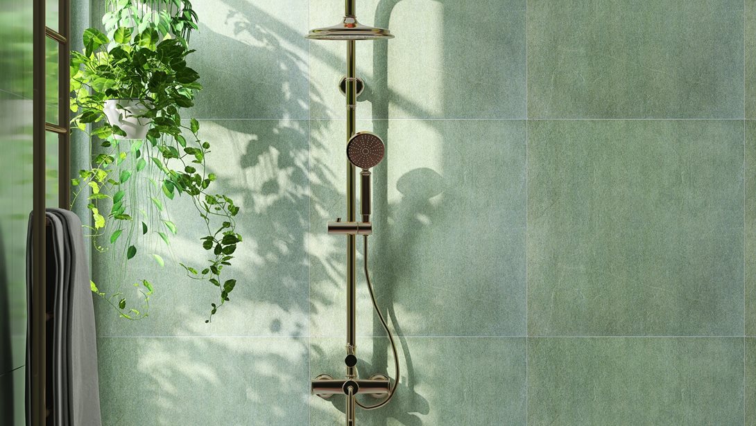 3 έξυπνα cleaning hacks για να κάνεις το μπάνιο σου αστραφτερό με απλά υλικά που έχεις στο σπίτι