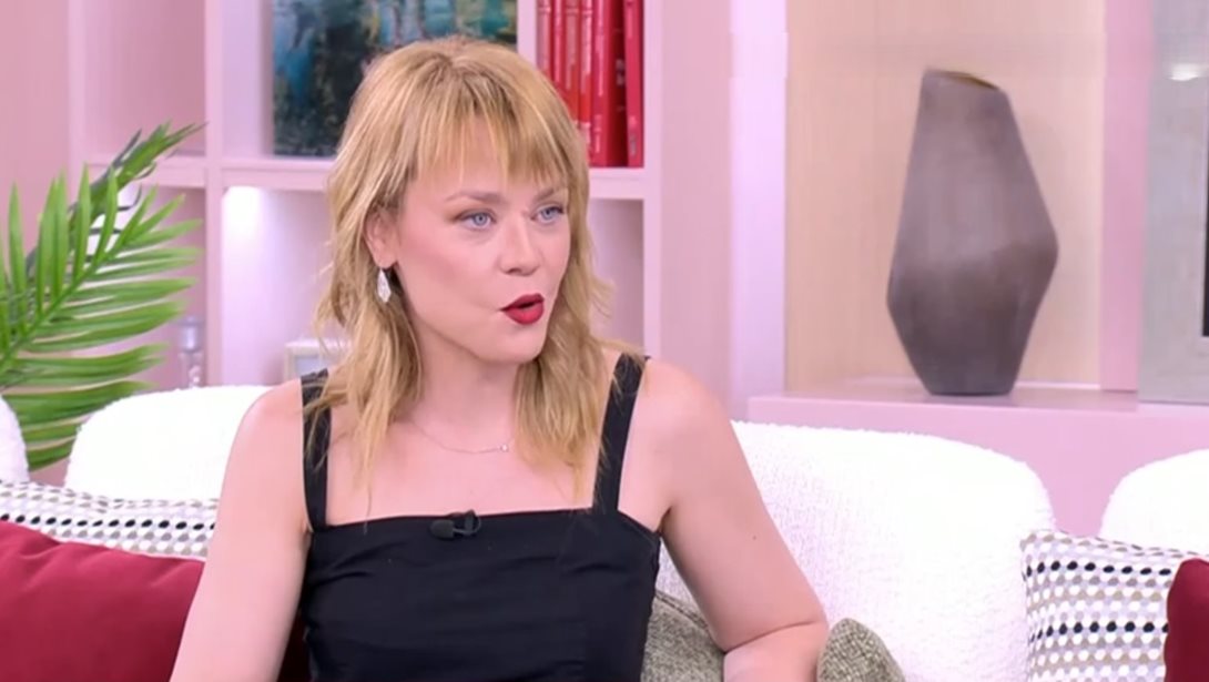 Η Λένα Παπαληγούρα αποκαλύπτει τι μαθαίνει από τη σχέση των γιων της: "Μαθαίνω πάρα πολλά πράγματα"