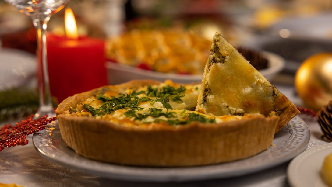 Γιορτινή τάρτα με μπέικον και μανιτάρια- Το εύκολο ορεκτικό για το Χριστουγεννιάτικο τραπέζι