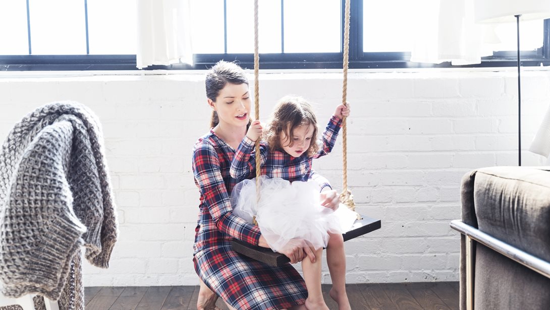 Τα πιο cute κομμάτια από τη ZARA για να κάνεις matching εμφανίσεις με τη κόρη σου
