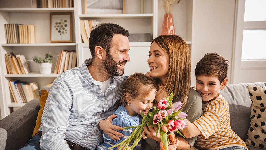 "Τι δώρο θα μου κάνεις για τη γιορτή της μητέρας;"