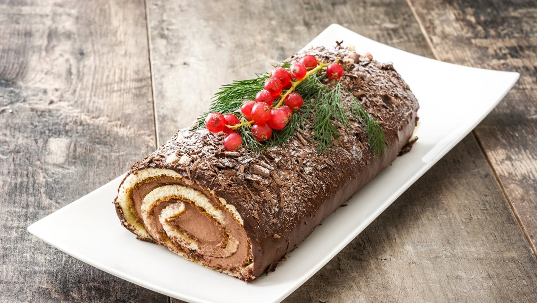 Χριστούγεννα με σοκολάτα: Σοκολατένιος κορμός με παντεσπάνι