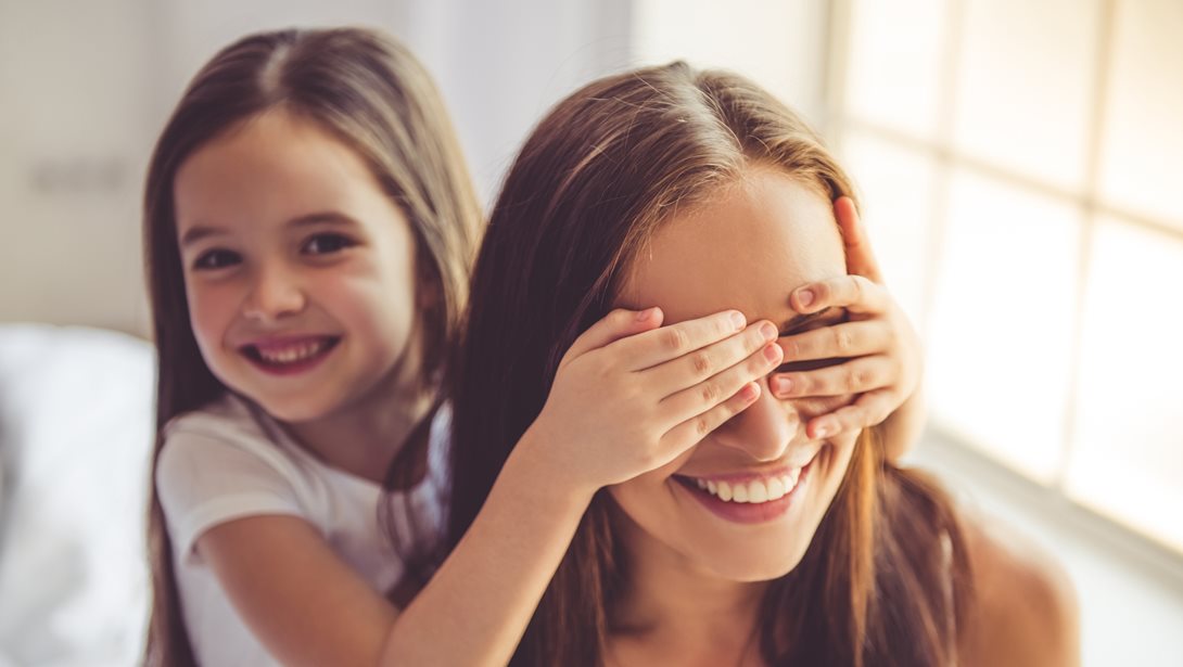 4 πράγματα που δεν πρέπει να συζητάμε ποτέ μπροστά στα παιδιά μας