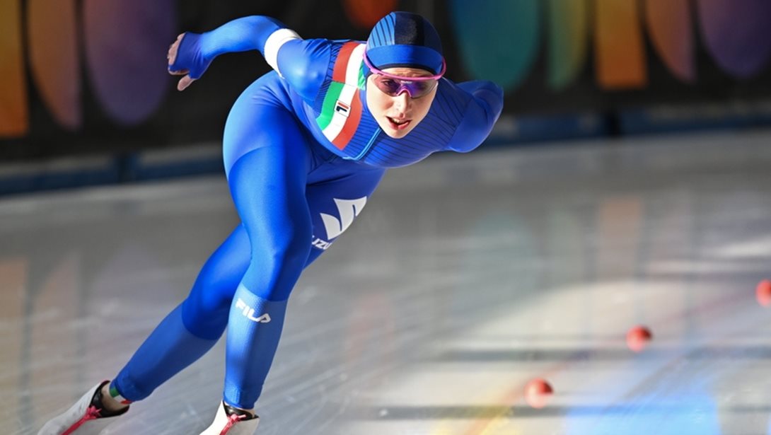 Francesca Lollobrigida: Κέρδισε το Χρυσό και μας χάρισε την πιο "μαμαδίστικη" στιγμή με τον γιο της