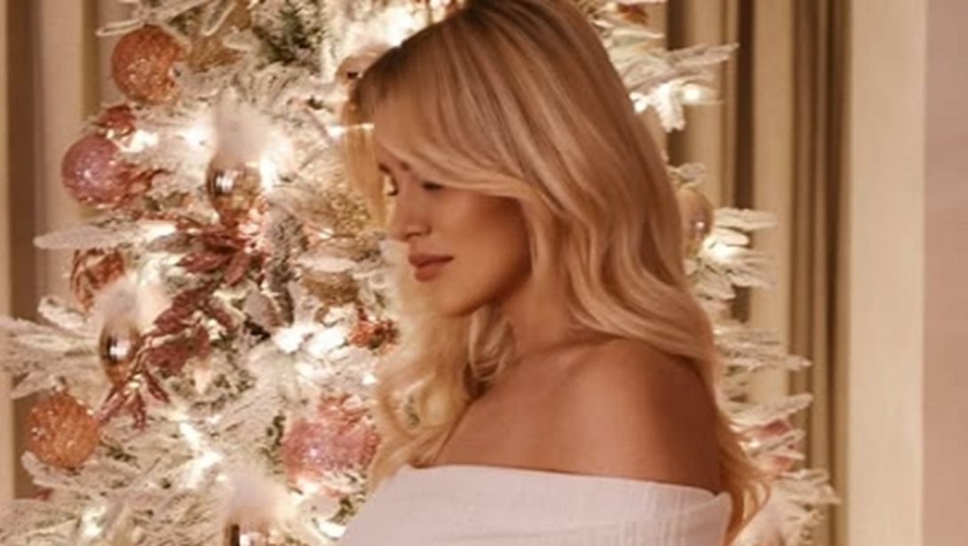 Η Κατερίνα Καινούργιου ανακοίνωσε την εγκυμοσύνη της με τις πιο τρυφερές φωτογραφίες