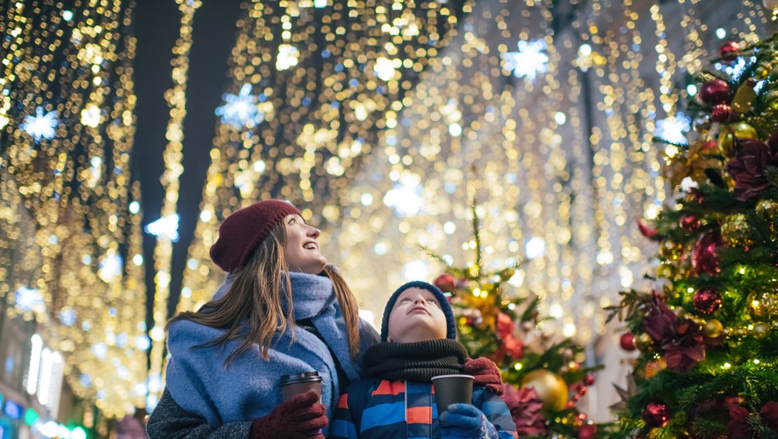 Βόλτες με τα παιδιά στα χριστουγεννιάτικα χωριά: Τι να προσέξεις
