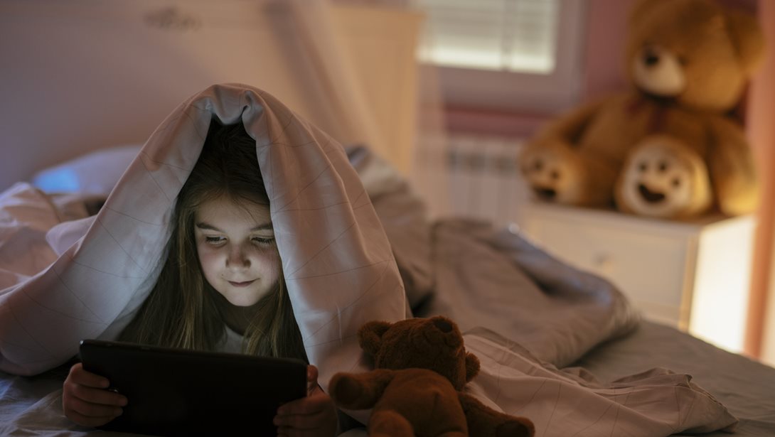 Ο απλός κανόνας που χαρίζει στα παιδιά καλύτερο ύπνο και διάθεση