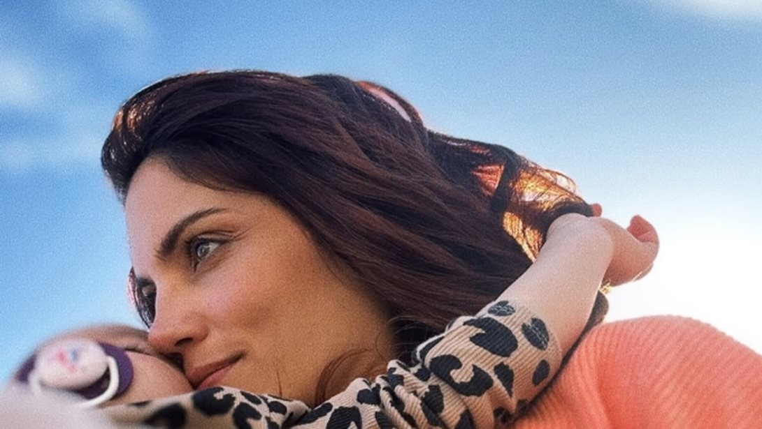 Μαίρη Συνατσάκη & Ίαν Στρατής: Το παιχνίδι που δεν λείπει από το παιδικό δωμάτιο της κόρης τους, Ολίβιας