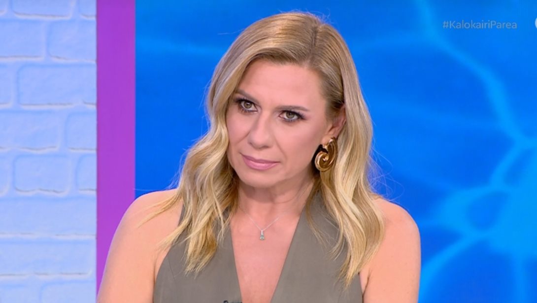 Κατερίνα Καραβάτου: "Ξεκίνησα ψυχοθεραπεία για να μπορέσω να βοηθήσω την κόρη μου"