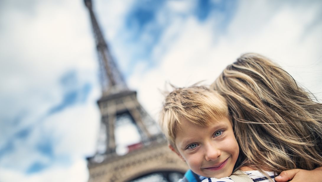 Το ήξερες ότι ο Πύργος του Άιφελ ψηλώνει το καλοκαίρι;