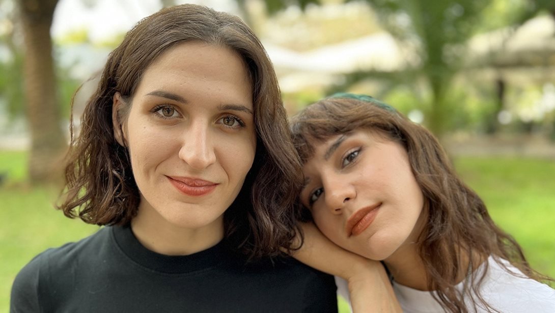 Όλγα και Νίκη Σκιαδαρέση: Η όμορφη έκπληξη που οργάνωσαν για τη μητέρα τους, Μπέσυ Μάλφα