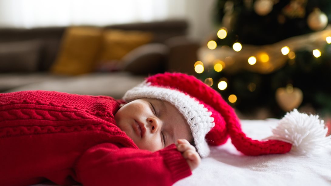 Βραδινή ρουτίνα μωρού την παραμονή: Τι αλλάζει και τι μένει ίδιο