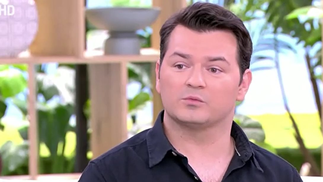 Η αναφορά του Ιωάννη Απέργη στις εξαρτήσεις του πατέρα του: "Ήμουν στο δημοτικό, πήρα την αστυνομία και δεν ήρθε"