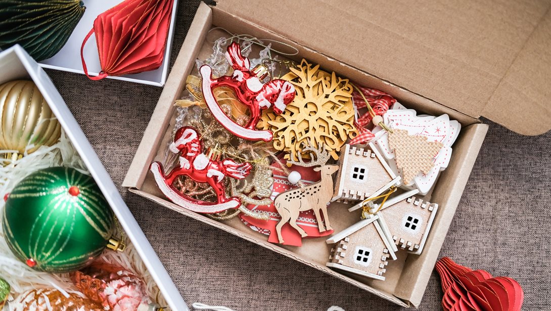 Πώς αποθηκεύονται σωστά τα Χριστουγεννιάτικα στολίδια;