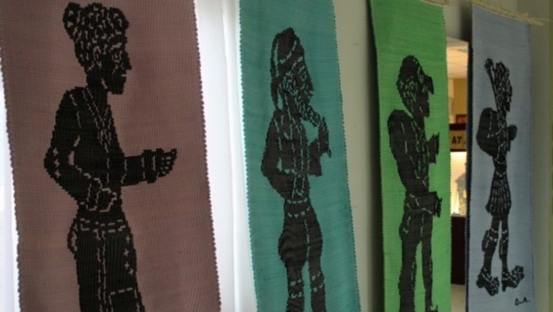 Τι είναι ο Καραγκιόζης για τους Έλληνες; Μια έκθεση μας θυμίζει όσα μάθαμε ως παιδιά από τους ήρωες του θεάτρου σκιών