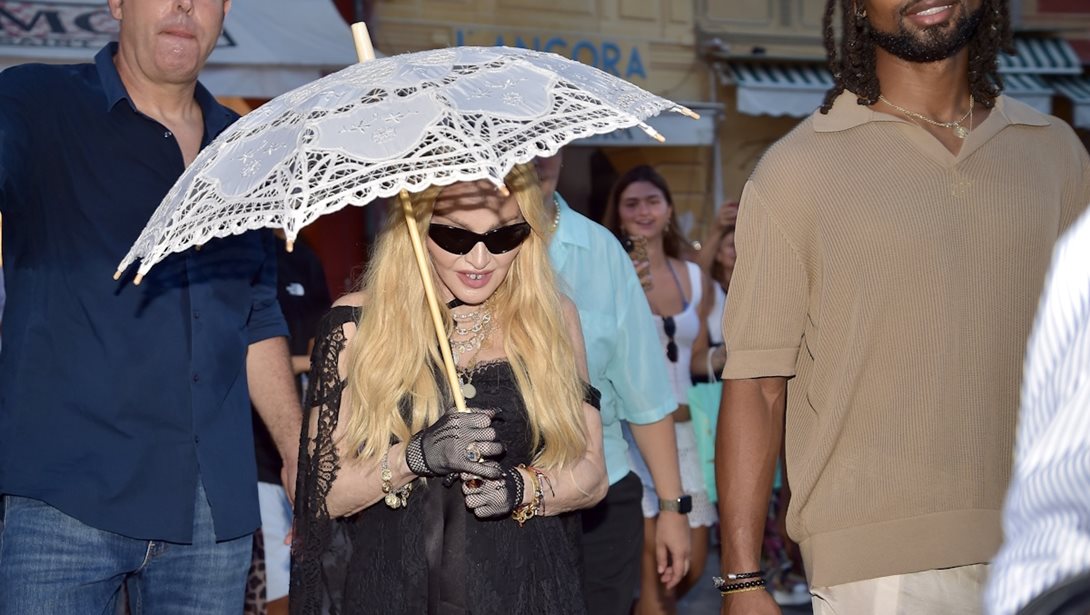 H Mαντόνα μάς δείχνει τον 94χρονο πατέρα της - Σπάνια φωτογραφία