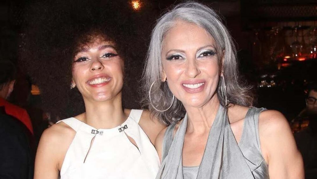 Λήδα Φόστερ: "Πέρασα εφηβική κατάθλιψη. Η μουσική με βοήθησε να αναλύσω τα συναισθήματά μου"