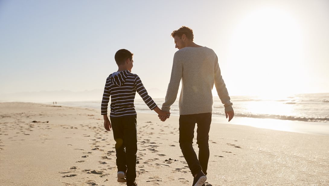 Όταν οι έφηβοι δεν νιώθουν ευγνωμοσύνη: Ο ηθοποιός Walton Goggins βρήκε τον πιο επιστημονικά σωστό τρόπο να την διδάξει στον γιο του