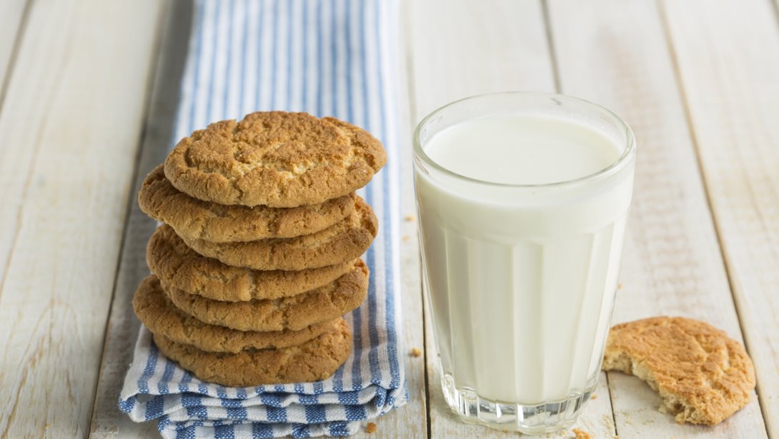 Φανταστικά βουτήματα χωρίς ζάχαρη για το γάλα ή το κακάο - Μόνο με 3 υλικά!