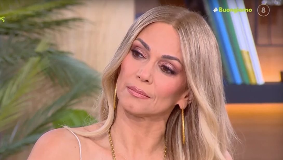 Η Έλλη Κοκκίνου μιλά για τη μητέρα της: "Είναι πολύ δυναμικός χαρακτήρας"