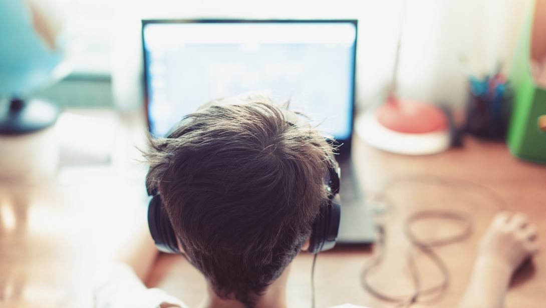 Ευρωκοινoβούλιο: Απαγόρευση πρόσβασης στο διαδίκτυο στα παιδιά κάτω των 13 ετών