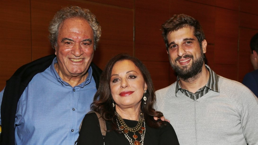 Ο συγκινητικός αποχαιρετισμός της Χάρις Αλεξίου στον Αχιλλέα Θεοφίλου