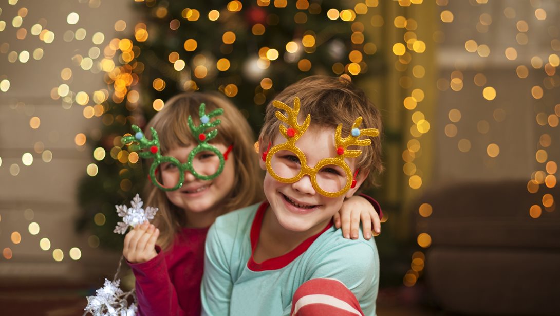 5 ήρεμες δραστηριότητες για την παραμονή Xριστουγέννων στο σπίτι