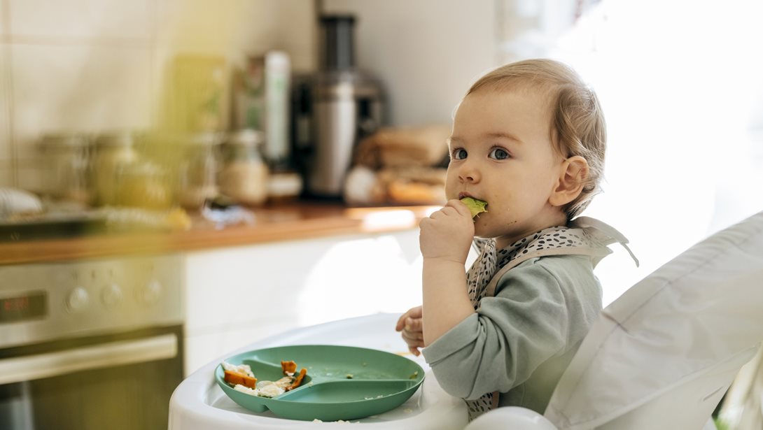 3 διατροφικές συνήθειες που προστατεύουν τον εγκέφαλο των μωρών