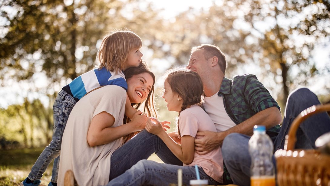 Πρωτομαγιά στο πάρκο της Ακαδημίας Πλάτωνος