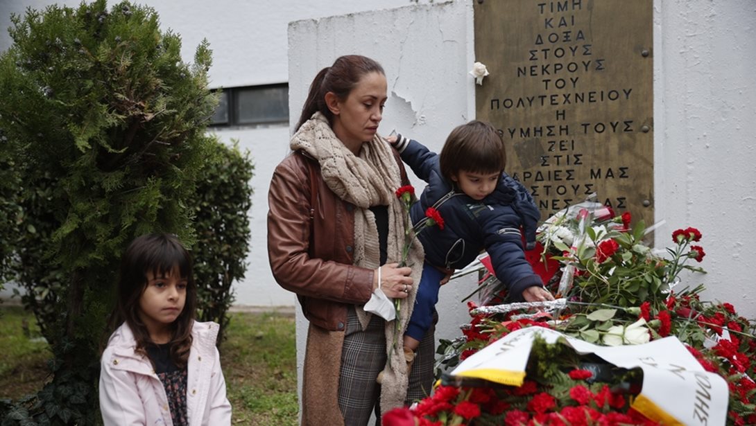 Σεμινάριο στα σχολεία μετά τη γιορτή του Πολυτεχνείου: "Απαράδεκτο" λένε οι εκπαιδευτικοί