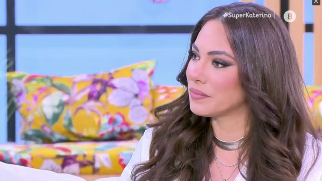 Ευρυδίκη Βαλαβάνη: "Δυσκολεύτηκα πολύ με τον θηλασμό. Μου έγραψαν "δεν ξέρεις να θηλάζεις"