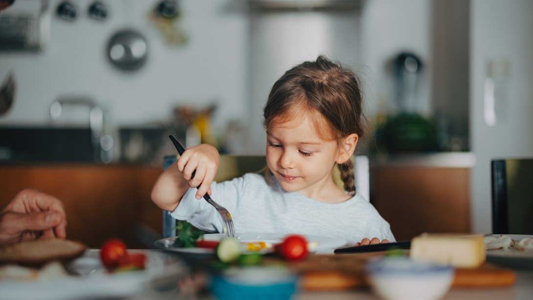 Αρκεί μόνο η διατροφή ή χρειάζεται να δώσω βιταμίνες στο παιδί μου;