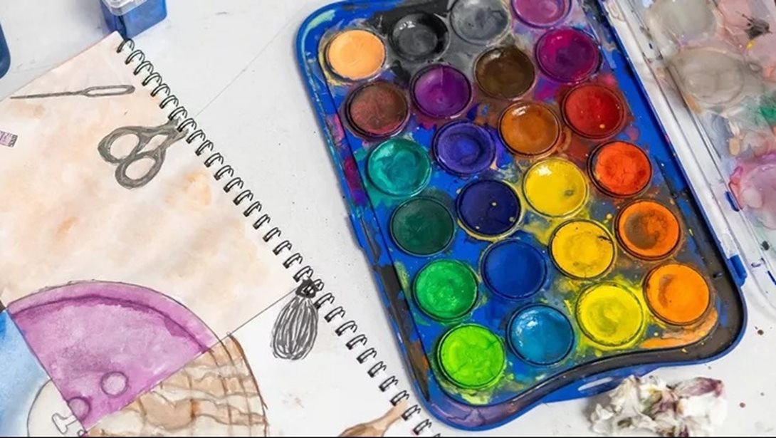 Γίνε κι εσύ καλλιτέχνης στο εργαστήριο του Plakas Kiddie Academy