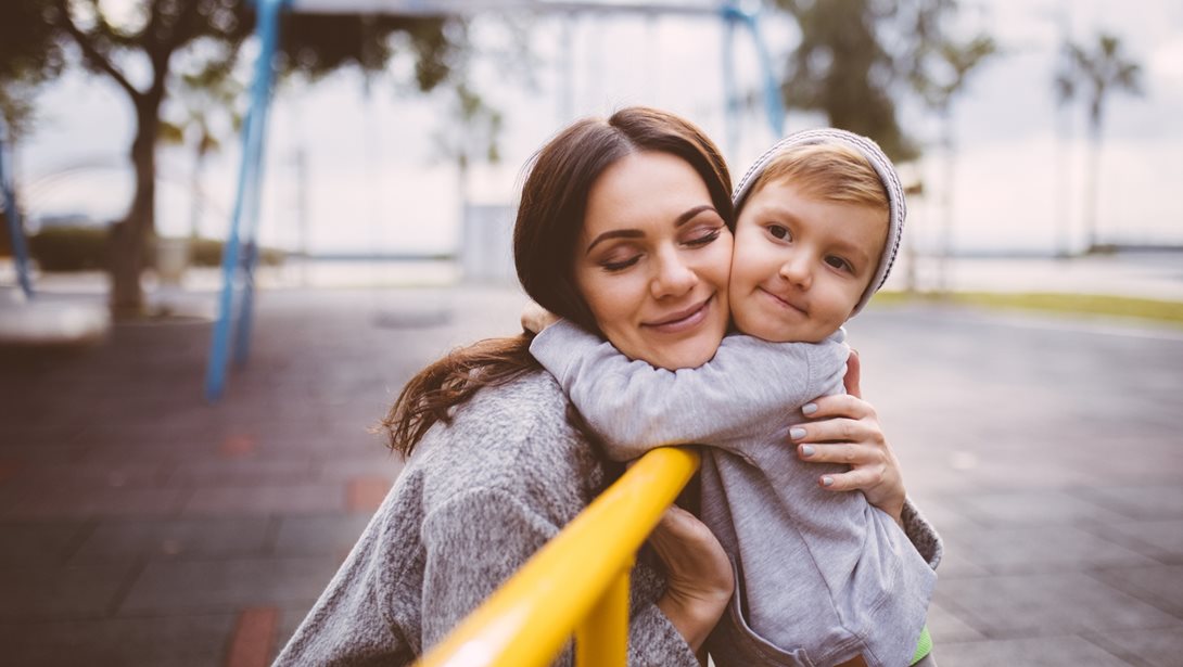"Στην παιδική χαρά έκανα τα πρώτα μου βήματα ως μαμά"