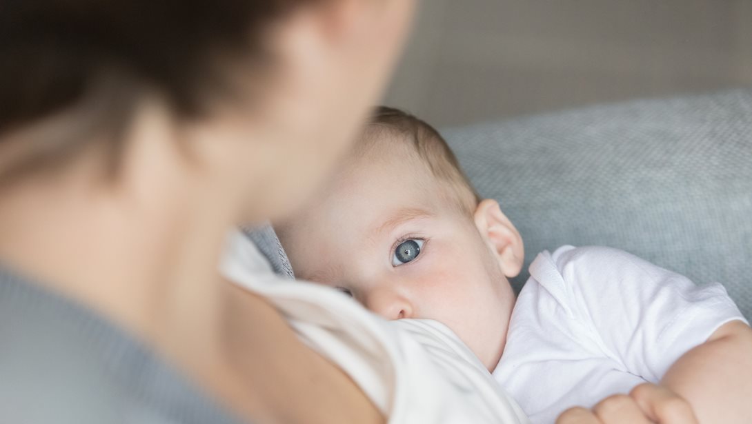 6 τρόποι με τους οποίους το μητρικό γάλα προσαρμόζεται στις ανάγκες του μωρού σου