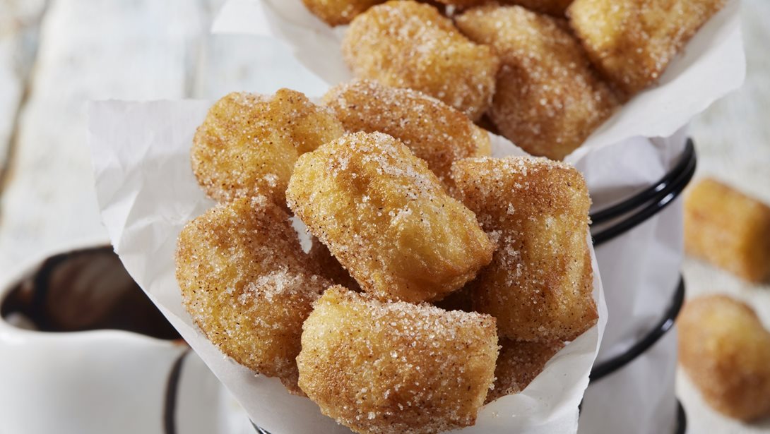 Φτιάξε τους πιο νόστιμους λουκουμάδες με 2 μόνο υλικά