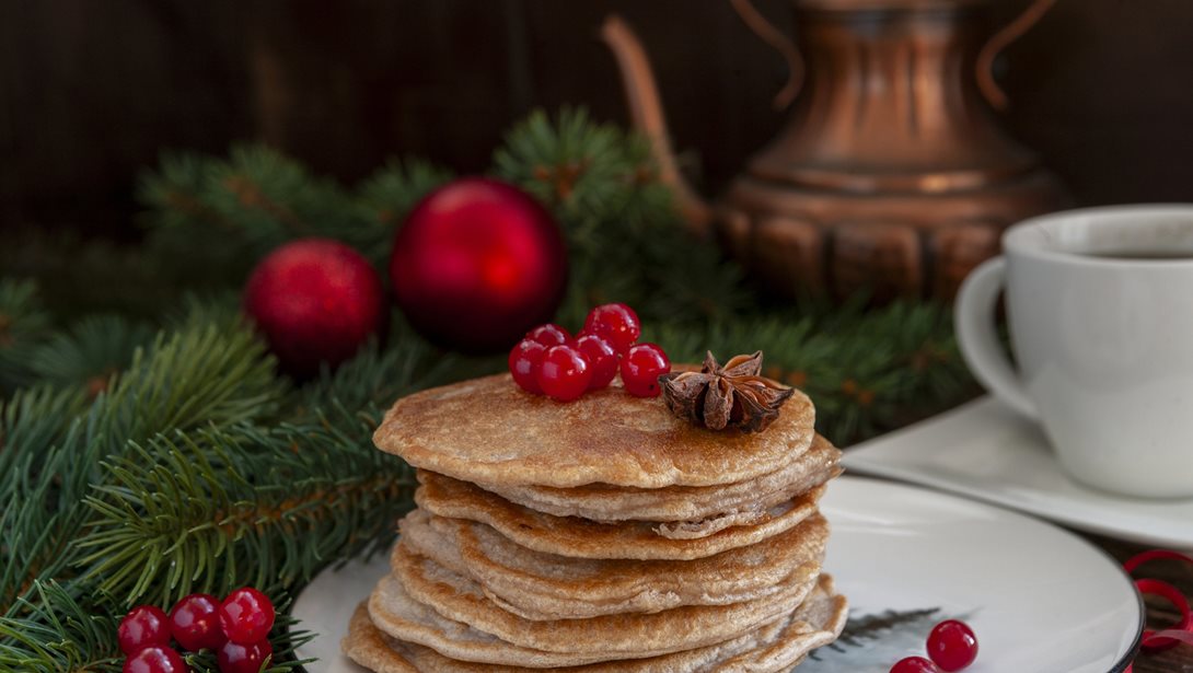 Αφράτα pancakes για πρωινό με λίγα υλικά