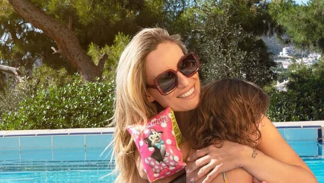 Αλεξάνδρα Μοροσούλη: Το δώρο που δίνει στην Ελεονώρα Μελέτη όταν εκείνη φεύγει για την Ευρωβουλή