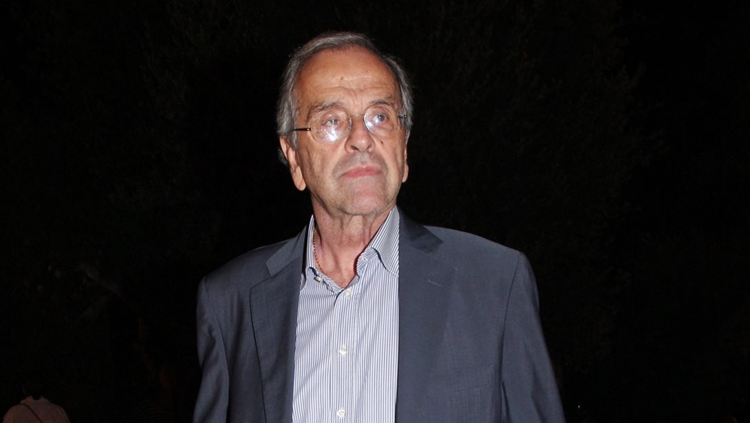 "Μαζί της θα’ μαστε συνέχεια": Το μήνυμα του Αντώνη Σαμαρά μετά την κηδεία της κόρης του, Λένας