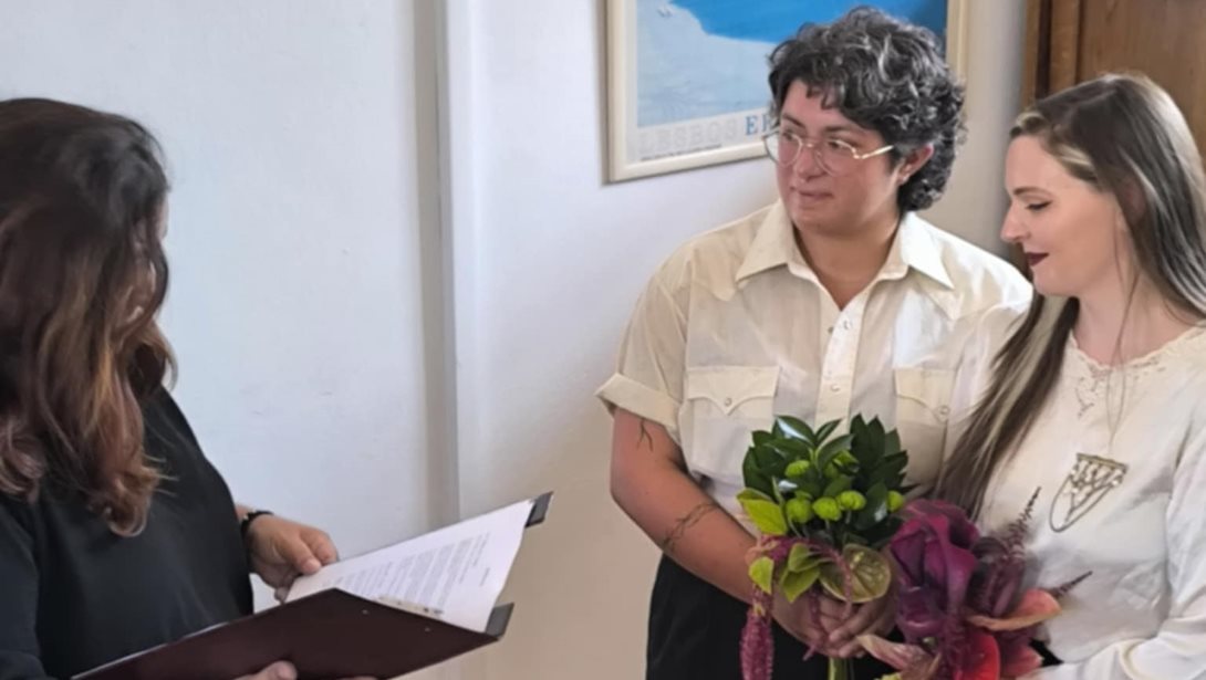 Μυτιλήνη: Τελέσθηκε ο πρώτος πολιτικός γάμος μεταξύ γυναικών