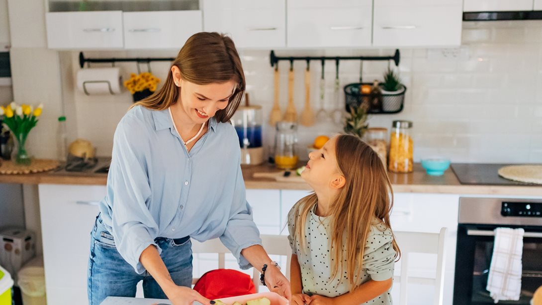 5 tips που κάθε γονιός πρέπει να ξέρει πριν ετοιμάσει το lunch box των παιδιών για το σχολείο