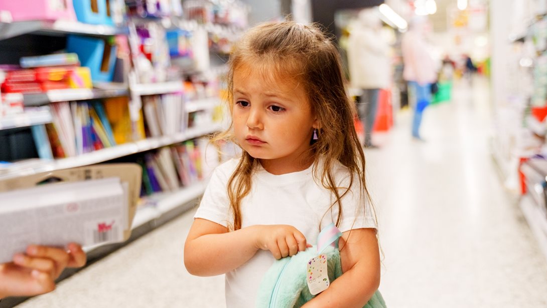 Back to school hauls: Γιατί δεν θέλω το παιδί μου να εκτεθεί στο νέο trend στα social media