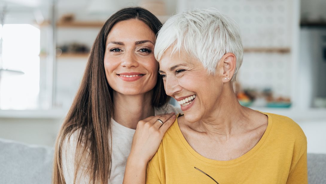Η βιταμίνη που μας κρατά νεότερους όσο γερνάμε